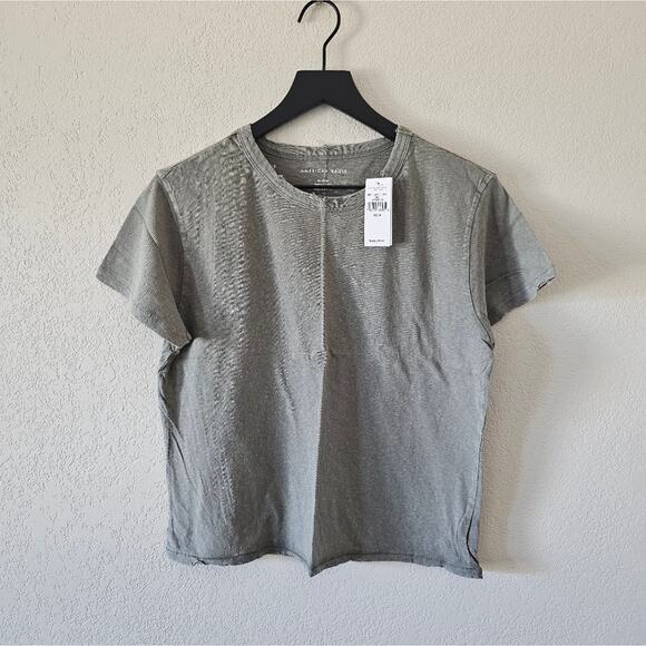 NWT AE Distressed Crew Neck Tee in Olive Green - Picture 1 of 8
